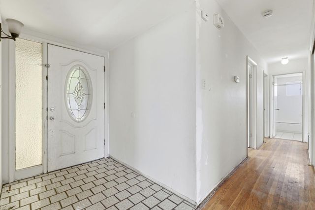 1951 Treewood Lane, San Jose, CA 95132