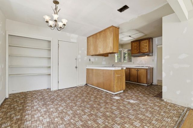 1951 Treewood Lane, San Jose, CA 95132