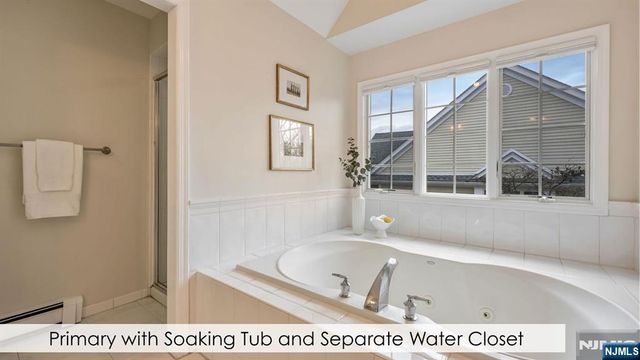 311 Huntington Court, Wyckoff, NJ 07481