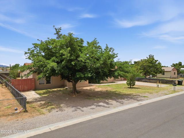 9514 Easy Lane, Las Cruces, NM 88011