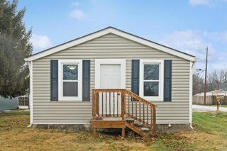 1717 36th Avenue, East Moline, IL 61244