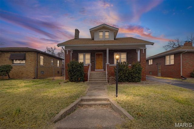 715 N 40th Street, East St Louis, IL 62205