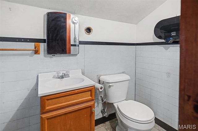 715 N 40th Street, East St Louis, IL 62205