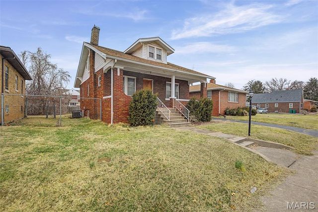 715 N 40th Street, East St Louis, IL 62205