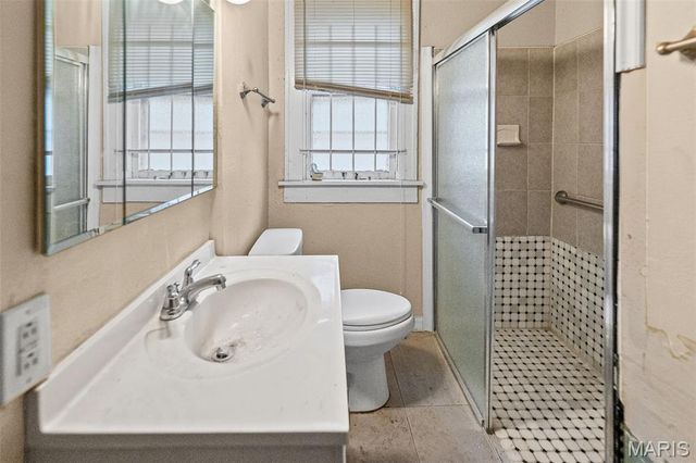 715 N 40th Street, East St Louis, IL 62205