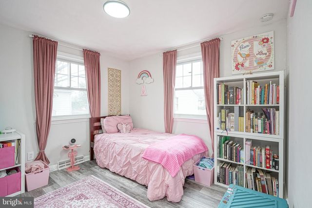 649 6TH AVE, Lindenwold, NJ 08021