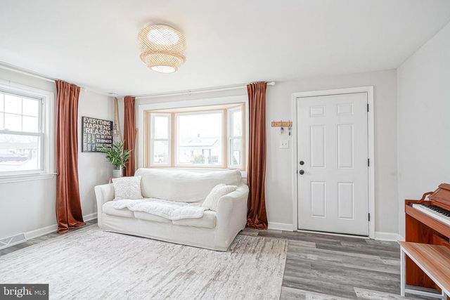 649 6TH AVE, Lindenwold, NJ 08021