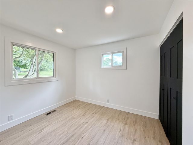 463 Wright Street, Jonesville, MI 49250