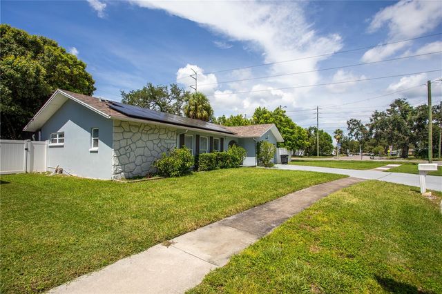 2198 OAK GROVE DRIVE, Clearwater, FL 33764