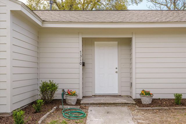 7310 Arnim Street, Houston, TX 77087