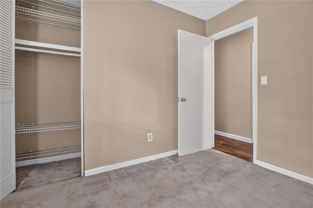 9640 Pine Thicket Way, Roswell, GA 30075