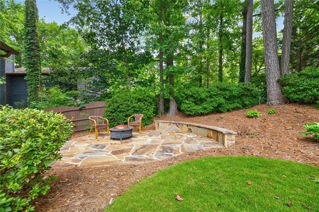 9640 Pine Thicket Way, Roswell, GA 30075