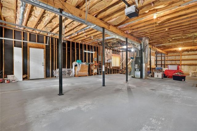 9640 Pine Thicket Way, Roswell, GA 30075