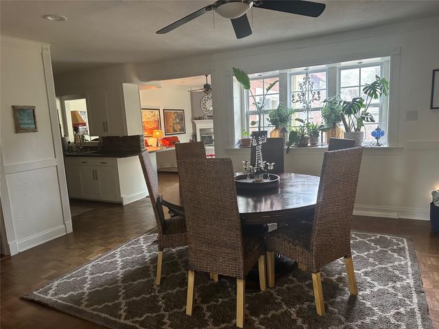 439 Brady LN, West Lake Hills, TX 78746
