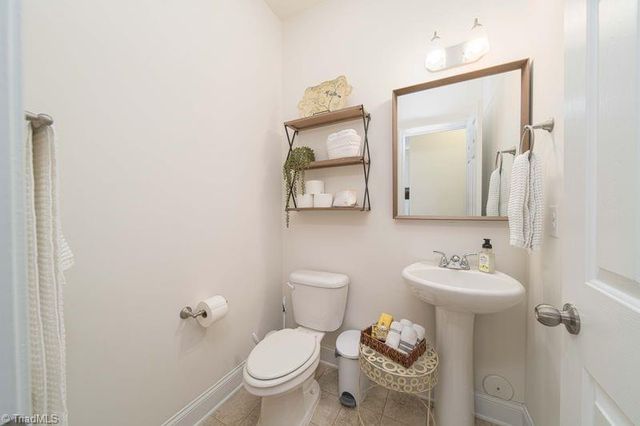 2094 Longburn Drive, Kernersville, NC 27284