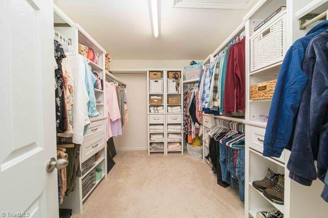 2094 Longburn Drive, Kernersville, NC 27284