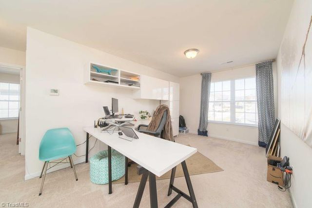 2094 Longburn Drive, Kernersville, NC 27284