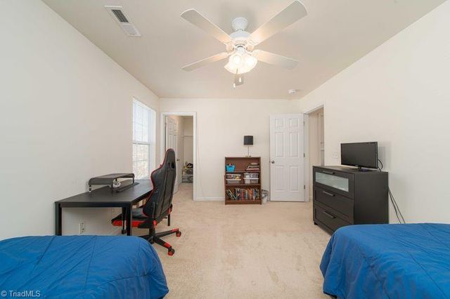 2094 Longburn Drive, Kernersville, NC 27284