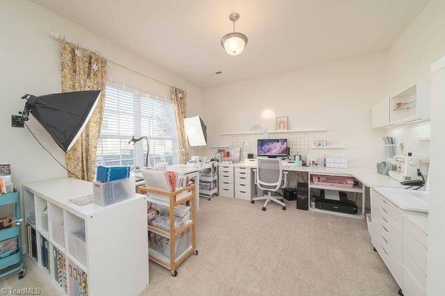 2094 Longburn Drive, Kernersville, NC 27284