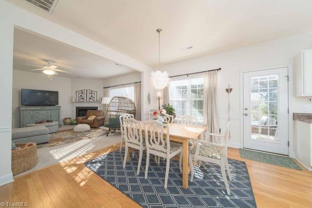 2094 Longburn Drive, Kernersville, NC 27284