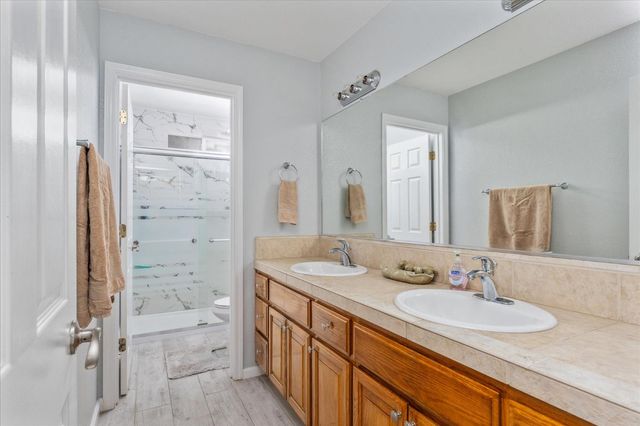 1284 Acorn St, Copperopolis, CA 95228