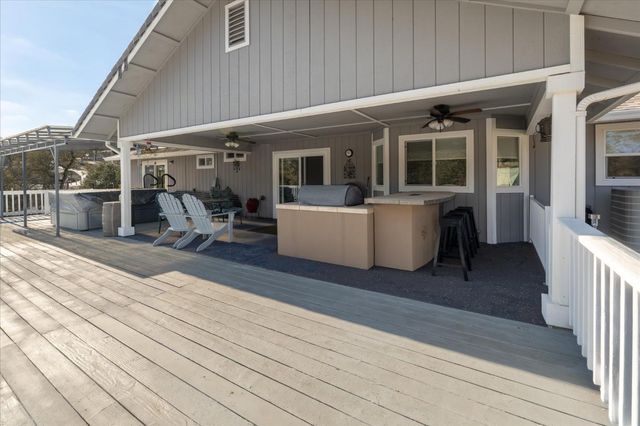 1284 Acorn St, Copperopolis, CA 95228