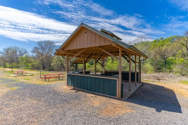 1284 Acorn St, Copperopolis, CA 95228