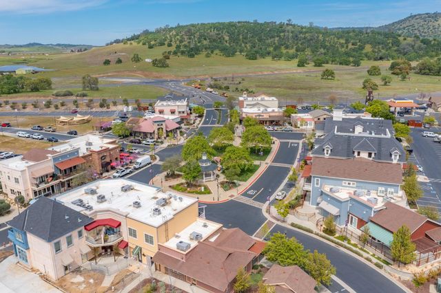 1284 Acorn St, Copperopolis, CA 95228