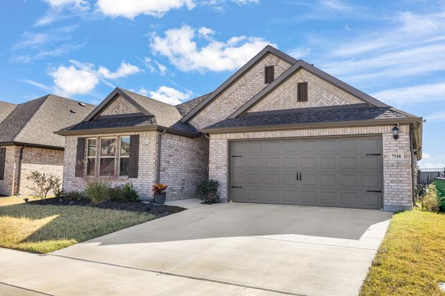 7518 Prairie Holly Lane, Venus, TX 76084