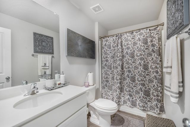 7518 Prairie Holly Lane, Venus, TX 76084