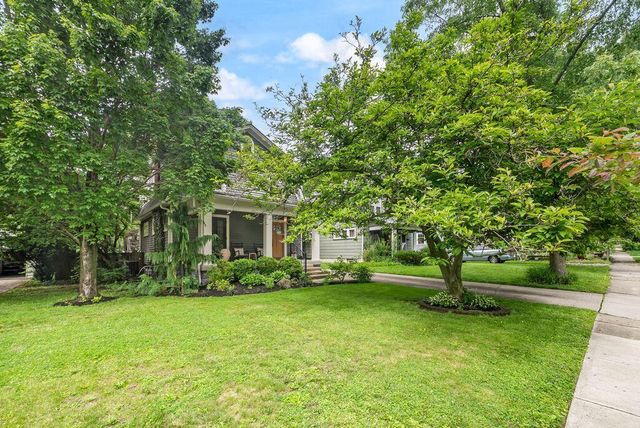 122 E Dunedin Road, Columbus, OH 43214