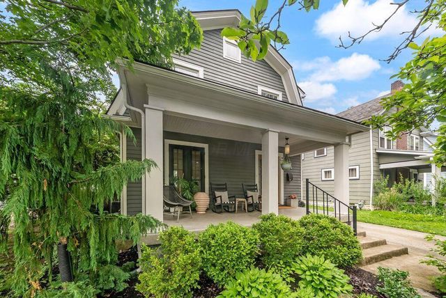 122 E Dunedin Road, Columbus, OH 43214