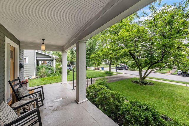 122 E Dunedin Road, Columbus, OH 43214