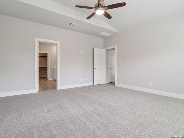 3913 Zinnia Way, Marion, TX 78124