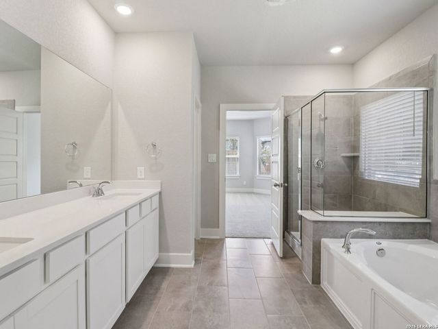 3913 Zinnia Way, Marion, TX 78124
