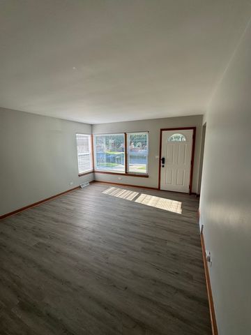 4329 W 77th Place, Chicago, IL 60652
