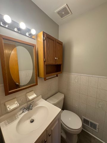 4329 W 77th Place, Chicago, IL 60652