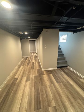 4329 W 77th Place, Chicago, IL 60652