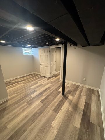 4329 W 77th Place, Chicago, IL 60652