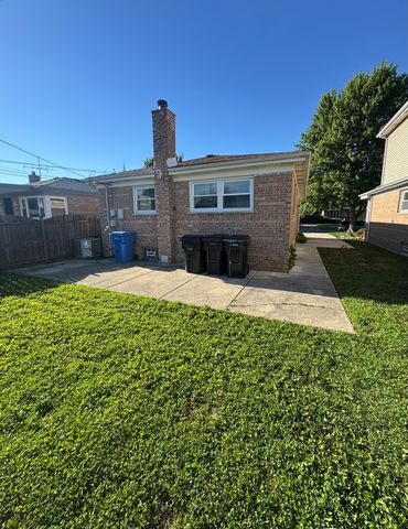 4329 W 77th Place, Chicago, IL 60652