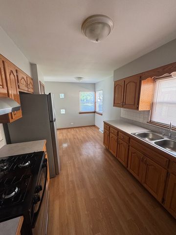 4329 W 77th Place, Chicago, IL 60652