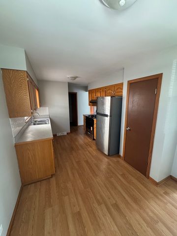 4329 W 77th Place, Chicago, IL 60652