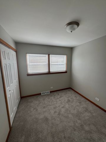 4329 W 77th Place, Chicago, IL 60652