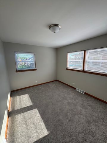 4329 W 77th Place, Chicago, IL 60652