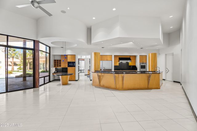 7140 E BLUEBIRD Lane, Paradise Valley, AZ 85253