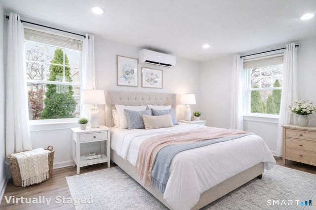 16 Raymond Street, New Canaan, CT 06840