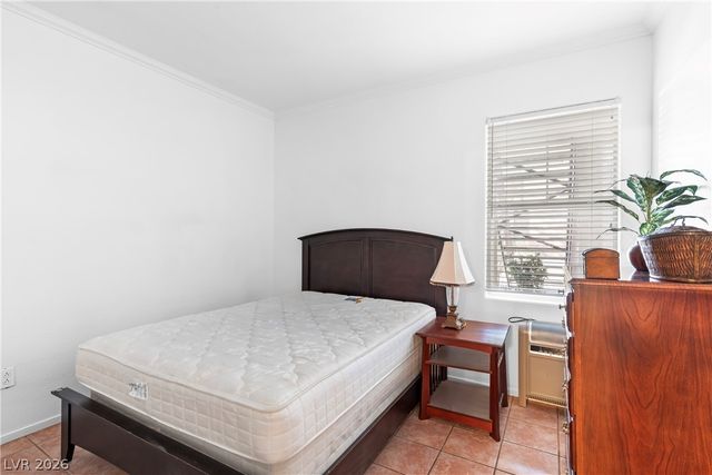 1012 Domnus Lane 102, Las Vegas, NV 89144