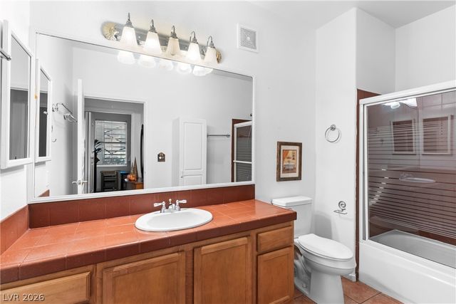 1012 Domnus Lane 102, Las Vegas, NV 89144