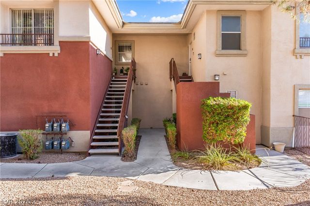 1012 Domnus Lane 102, Las Vegas, NV 89144