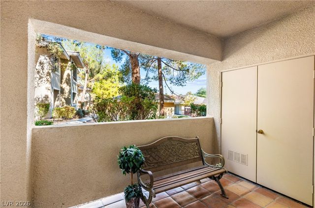 1012 Domnus Lane 102, Las Vegas, NV 89144